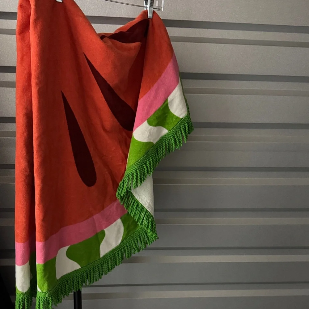 Ban.do ALL AROUND GIANT CIRCLE TOWEL - WATERMELON- never used!
